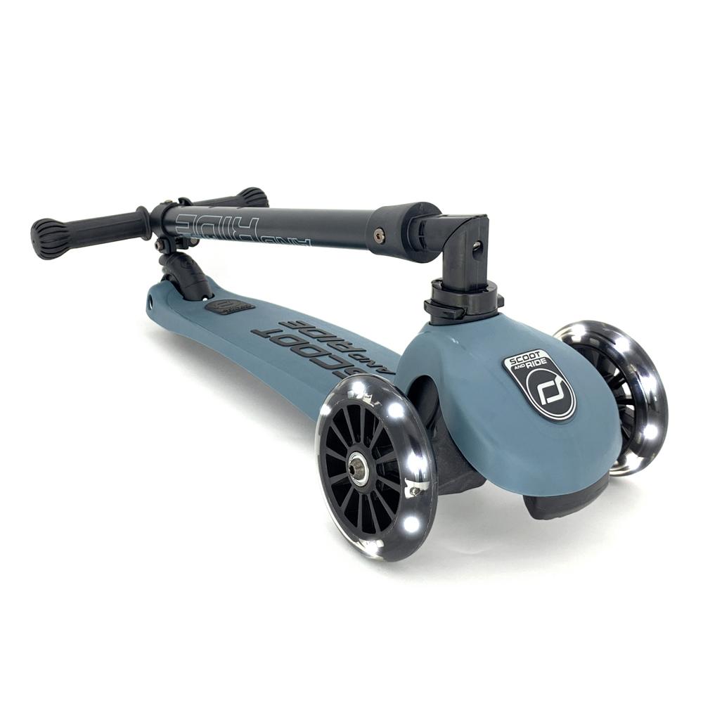 Scooter Highwaykick 3 Acero LED SCOOT AND RIDE- Depto51