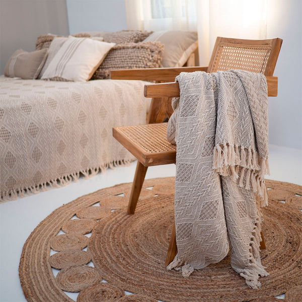 Calma House ofrece cojines decorativos para cama con diseños